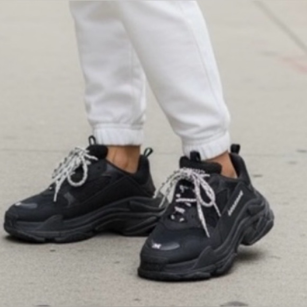 BALENCIAGA Triple S Black and White Chunky Low Top Sneakers - Size 38